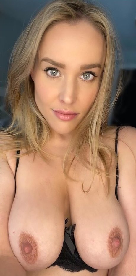 lesbian squirt onlyfans sexy xxx photo