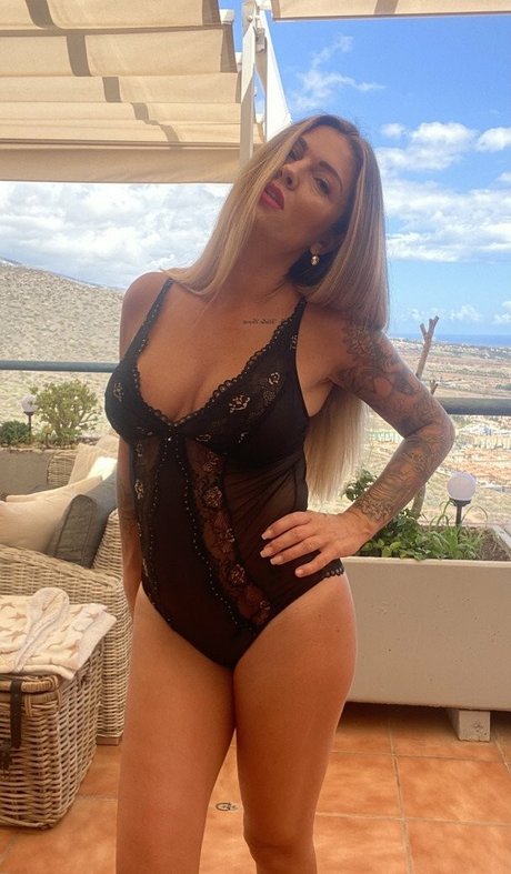 Sarah Step Mommy onlyfans sex