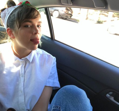 Chloe East leaked onlyfans content