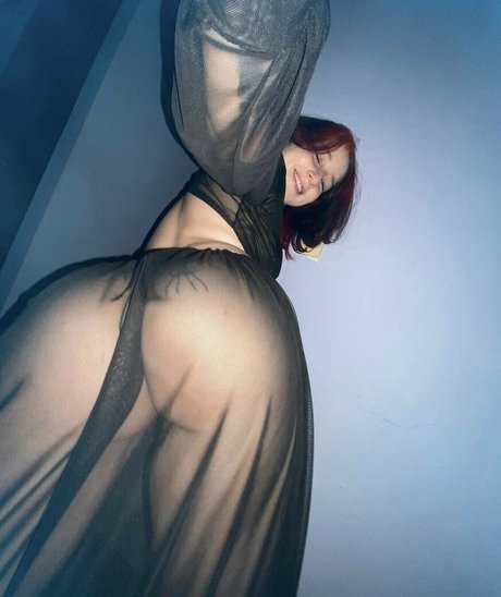 Ratuelita naked only fans