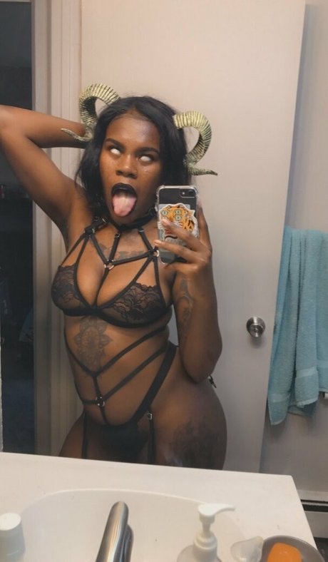 crushvelvet onlyfans leaked