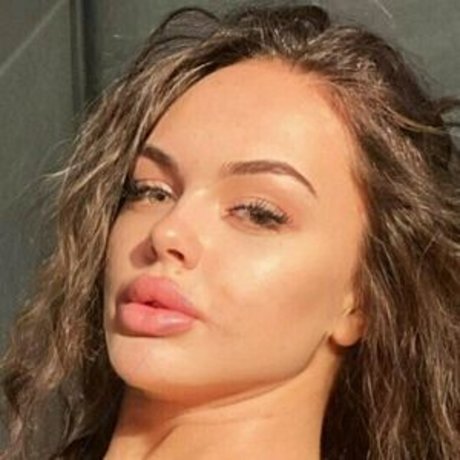 pretty iren onlyfans leaked photos