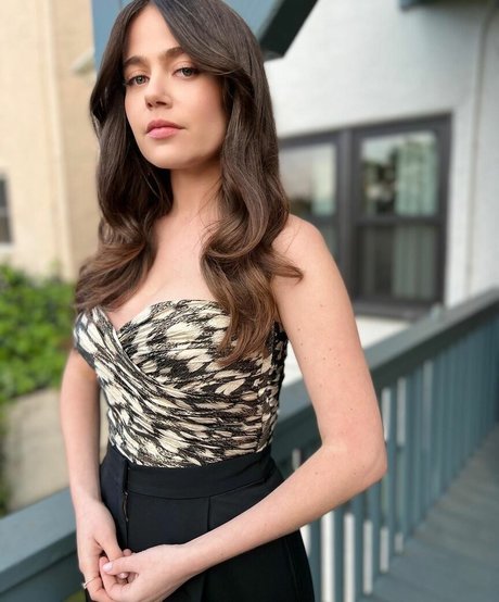 Molly Gordon onlyfans leak porn