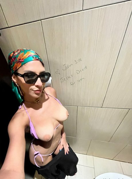 Selkieskins onlyfans posts