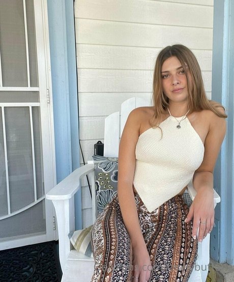 auradayy onlyfans sexy