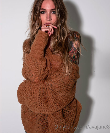 avajane8 onlyfans lean