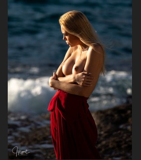 Margot Gajewska onlyfans sextape leak