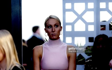 Nikki Glaser onlyfans