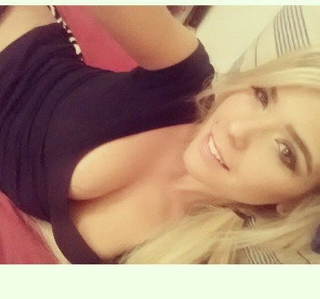 Anais Rizzo naked onlyfans leaks