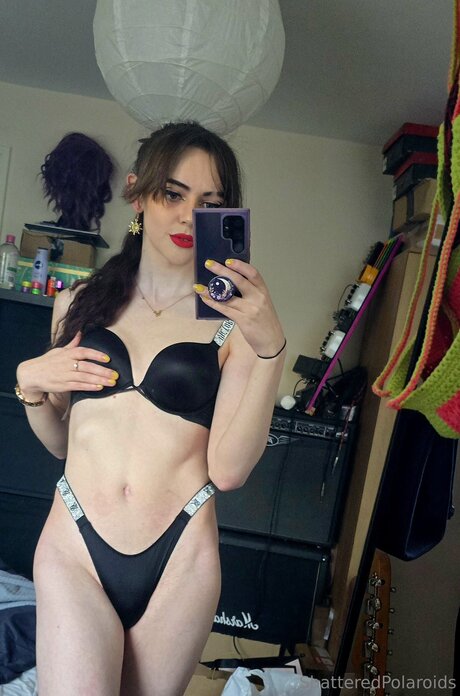 shatteredpolaroids porn only fans