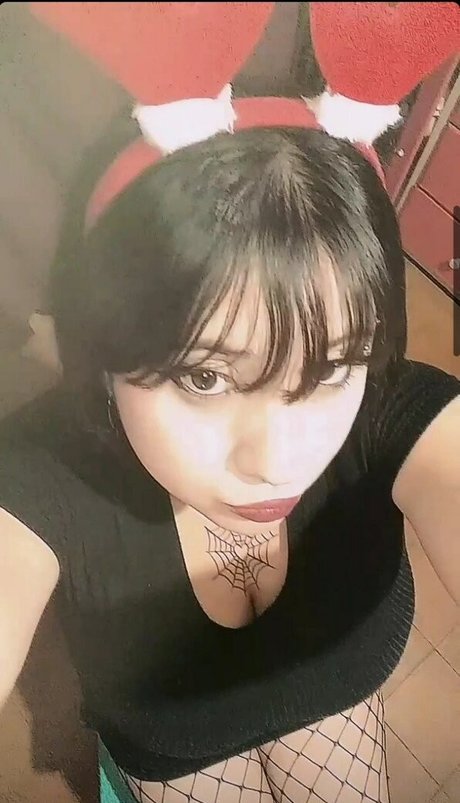 SweetYuri onlyfans porno