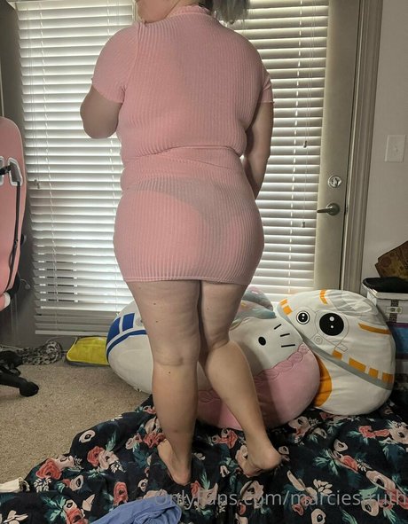 marciestruth onlyfans nsfw