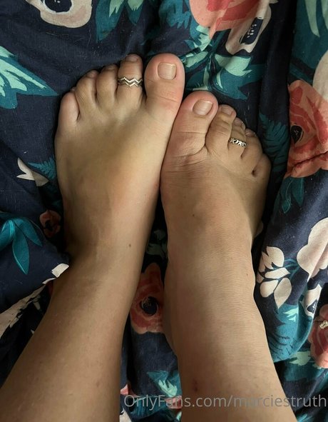 marciestruth onlyfans porn
