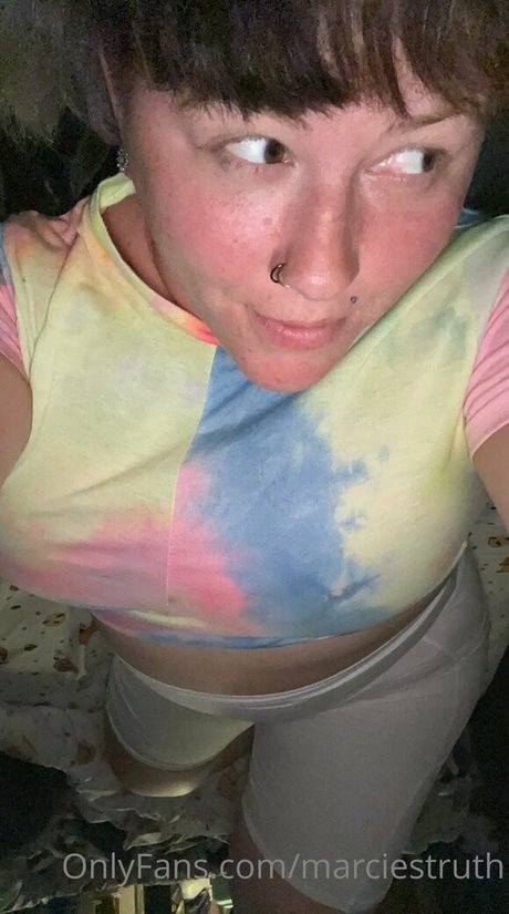 marciestruth onlyfans posts