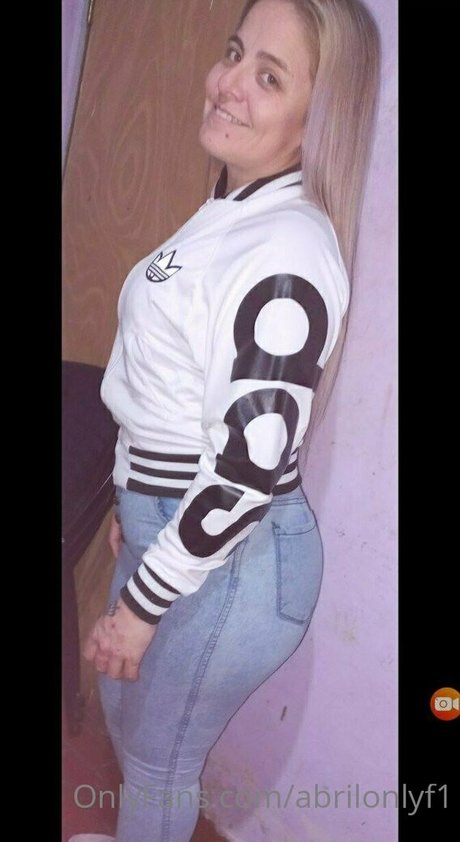 abrilonlyf1 onlyfans naked
