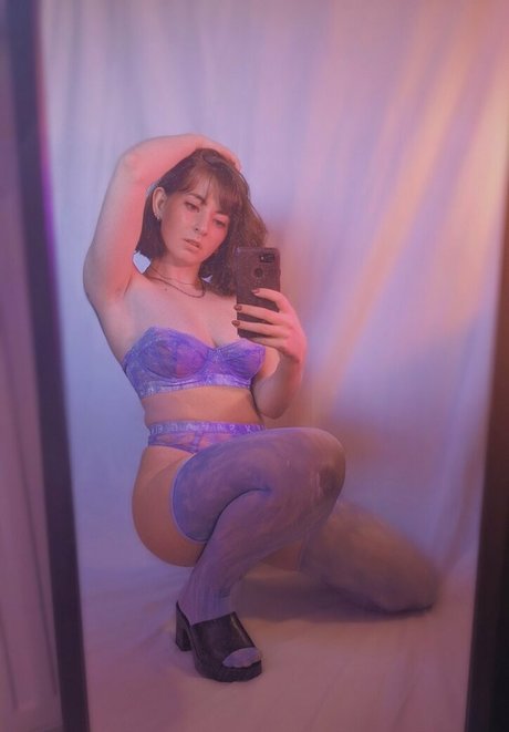 softnspooky only fans nude