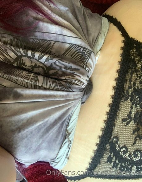 geegargargoyle onlyfans strip