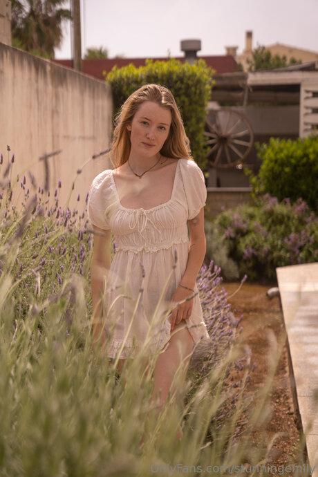 stunningemily nude onlyfans