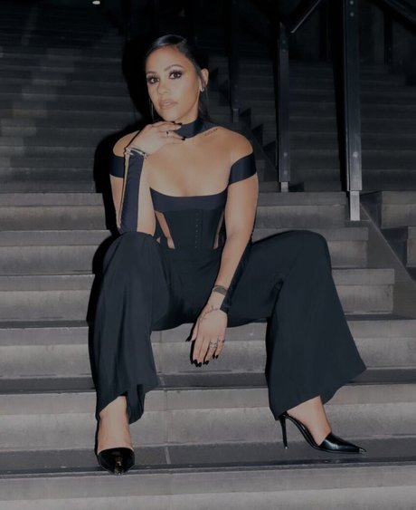 Alex Scott onlyfans sexy