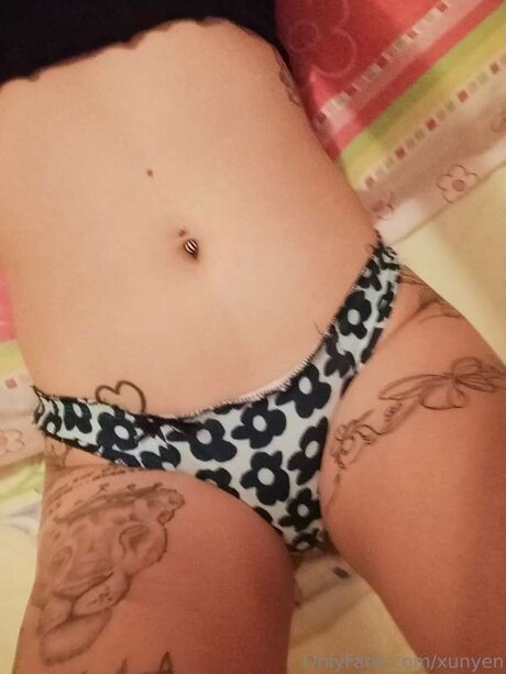 Xunyen onlyfans ass