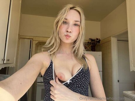 Whoisclaireroos nudes only fans