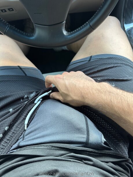 Arianfzn only fans leak nude