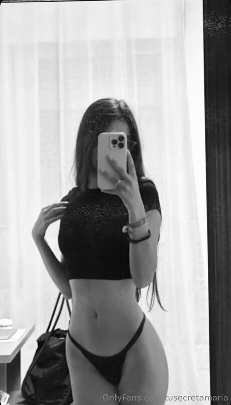Tusecretamaria onlyfans star