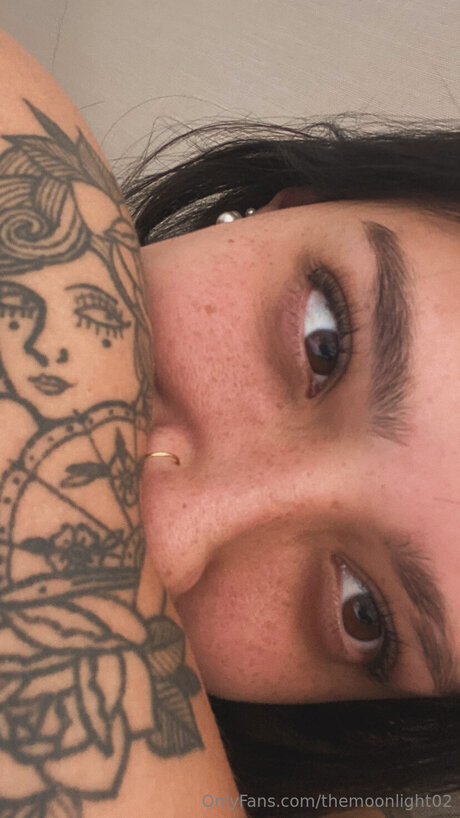 Themoonlight02 onlyfans tits