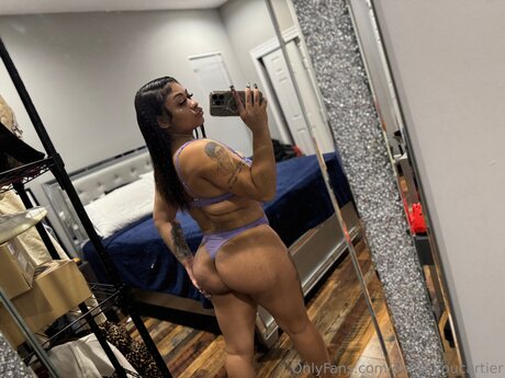 Ohhsoyoucartier nude leaks onlyfans