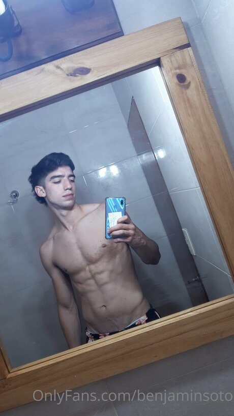 Benjaminsoto onlyfans hot