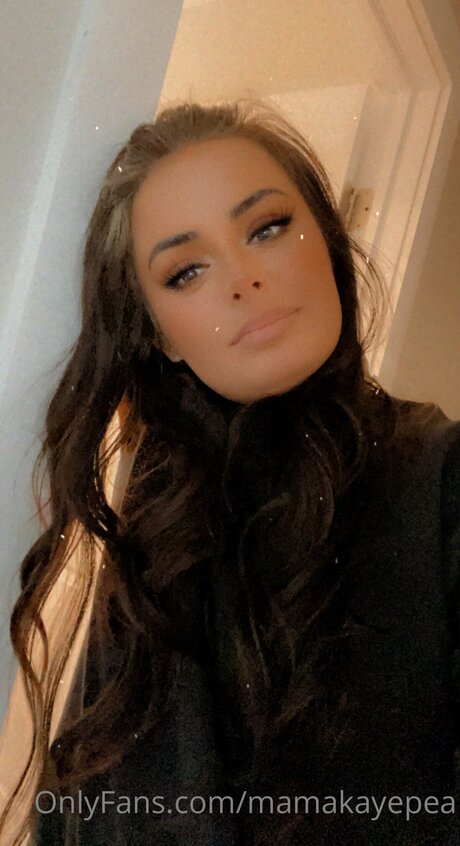 Mamakayepea nude only fans