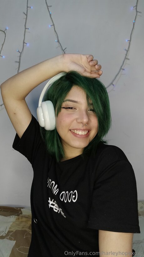 Harleyhopexoxo naked only fans