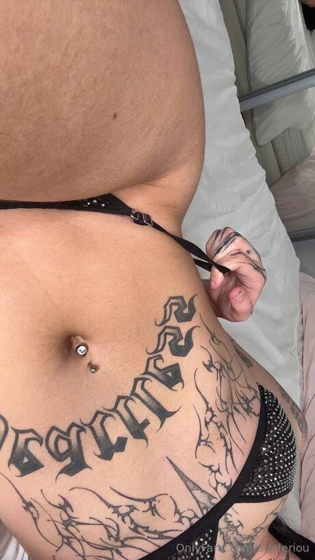 Adeleriou onlyfans leaks sex