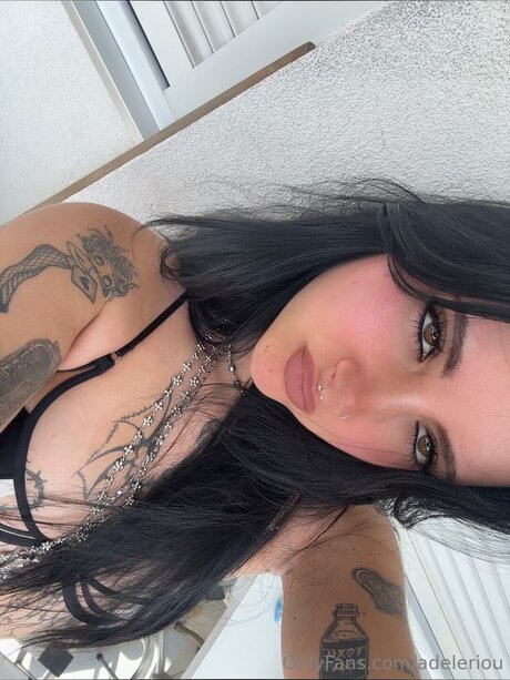 Adeleriou onlyfans nude content