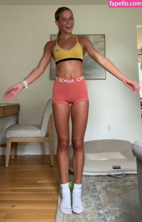 Mia Rogan onlyfans xx