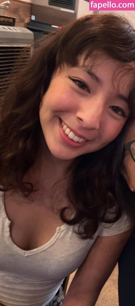 Aubrey Anderson Emmons onlyfans leak