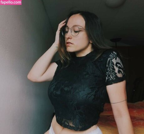 Oryvllmiee nude leaked onlyfans