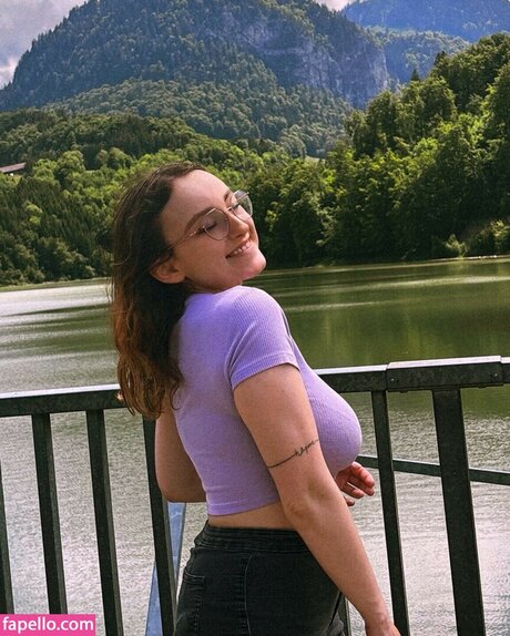 Oryvllmiee onlyfans x