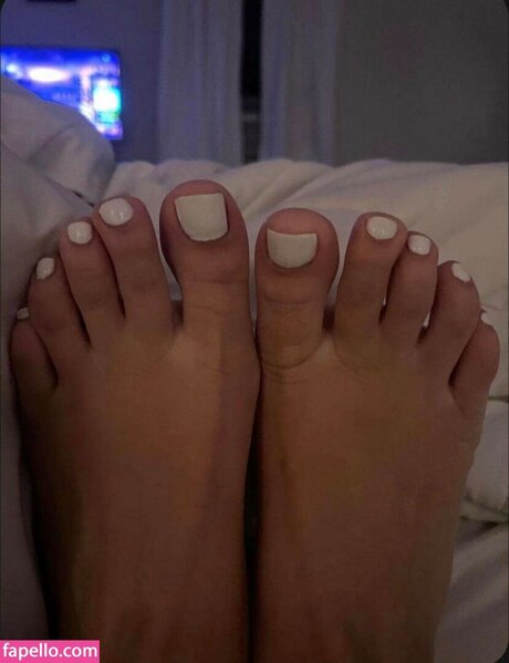 nikkidalessandro22 only fans pictures