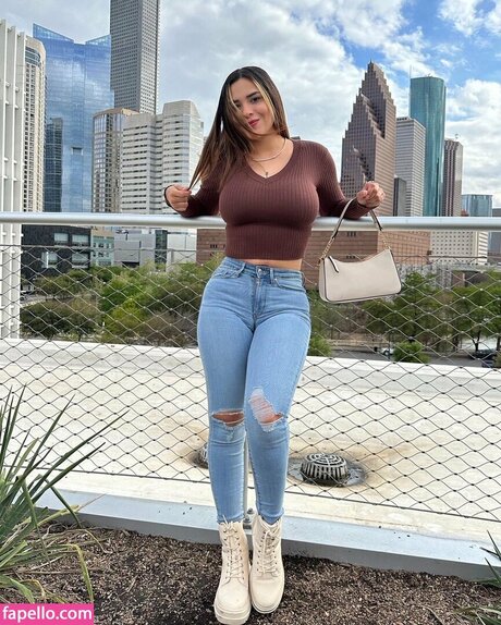 lababyfra onlyfans nude tits