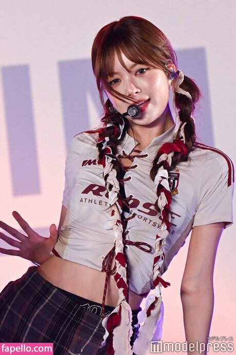 Hong Eunchae_ only fans sex