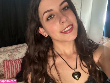 Lily Winters nude onlyfans leak