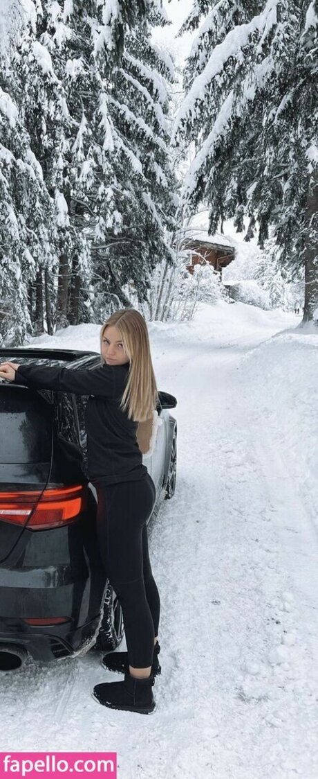 Julia Haller only fans photos