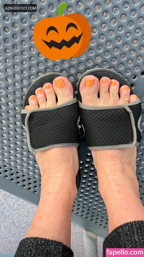 Rebecca Mader onlyfans sex