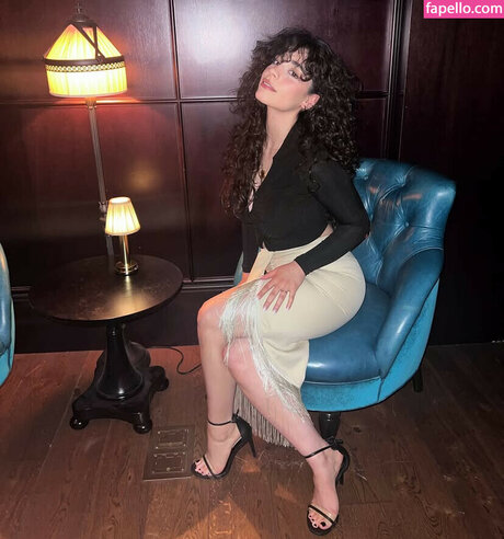 ayaattt naked only fans