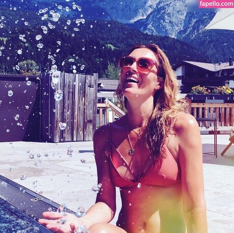 Roberta Bieling onlyfans sextape