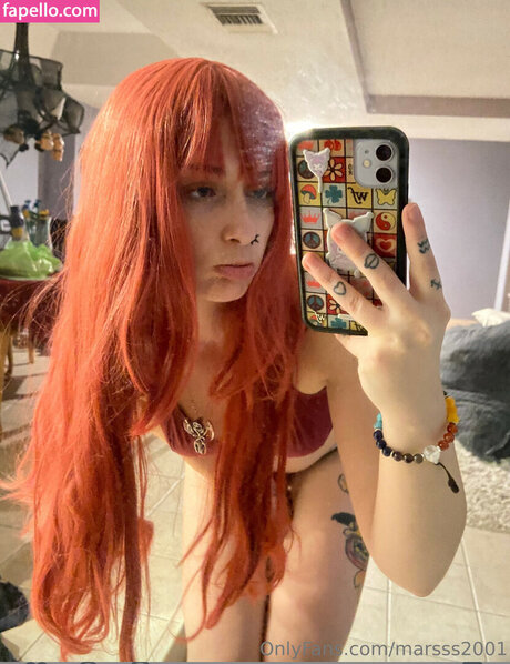 Mars 2001 onlyfans model photos