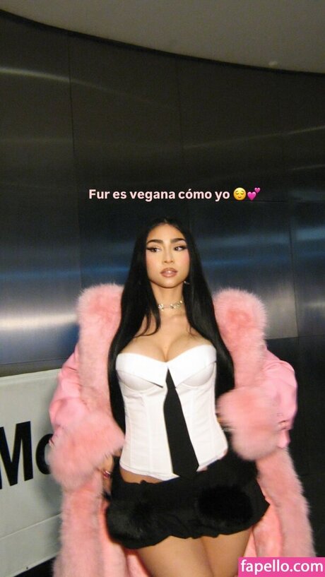 Paloma Mami onlyfans nude