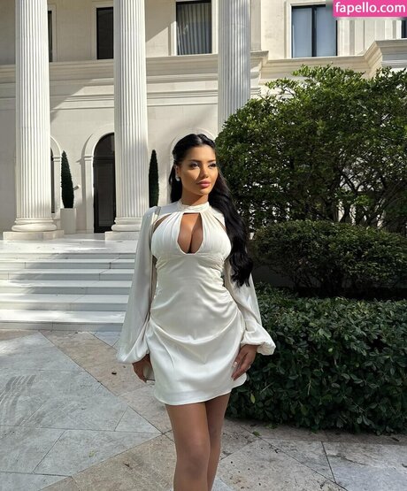 Nurshath Dulal onlyfans nude pics