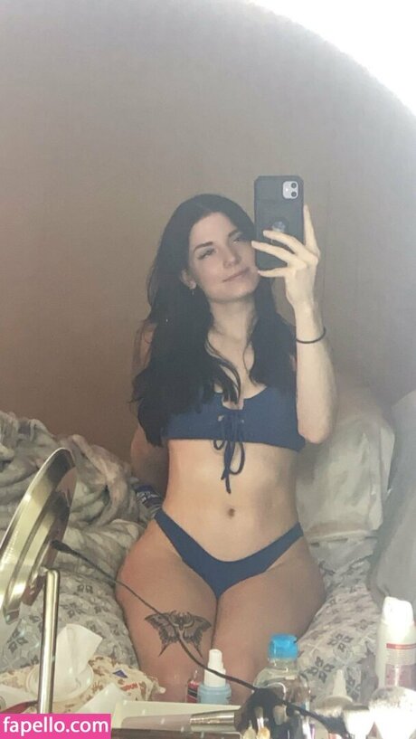 Emileesilvey porn only fans